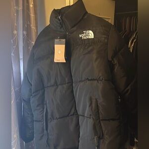 The North Face Black Men’s 1996 Retro Nuptse Jacket
Size XXL